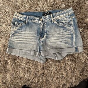 Wax woman’s Denim Shorts size large